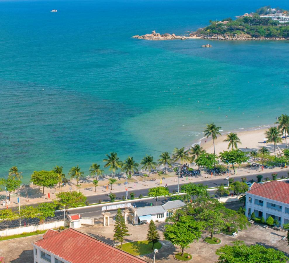 Arise Seaside Hotel Nha Trang Bagian luar foto
